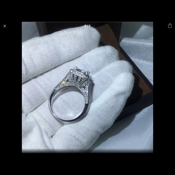 Brand new big 8ct Diamond engagement ring - Picture 3 of 4